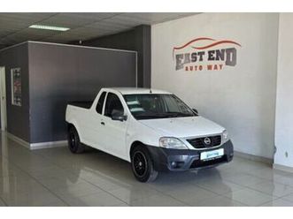 2019 nissan np200 1.6 a/c safety pack