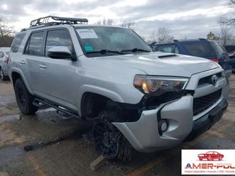 toyota 4-runner trail, v6, od ubezpieczalni 4.0 benzyna 270km