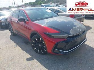 toyota crown platinum 2025 2.4l 2.4 hybryda 264km