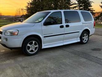 2006 chevrolet uplander weelchair van