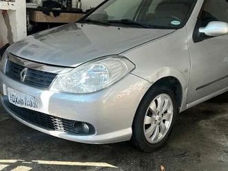 renault symbol privilège hi-flex 1.6 16v 4p 2011