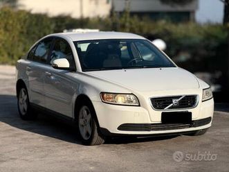 volvo s40 1.6 diesel cat r-design
