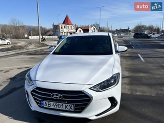 hyundai elantra 2018