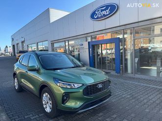 ford kuga za 27 456 €