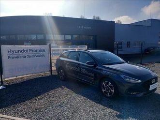 hyundai i30 1,0 t-gdi smart dct