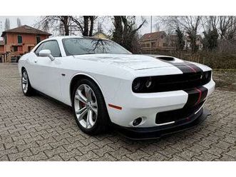 5.7 v8 r/t plus shaker 375cv at8