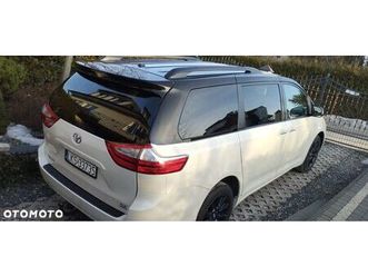 toyota sienna 3.5 v6 le awd