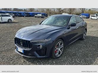 levante v6 350 cv awd modena