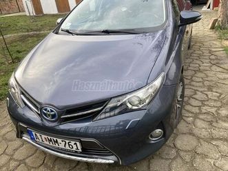 toyota auris touring sports 1.8 hsd executive (automata)