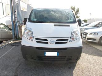 nissan primastar furgone chiuso con 3 posti a sedere
