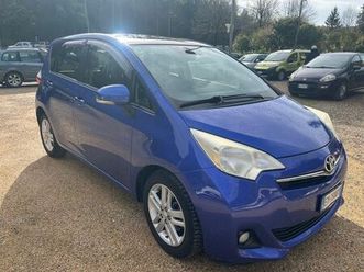 toyota verso-s 1.4 diesel - automatico - neopatentati