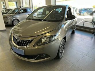 lancia ypsilon iii 2021 - ypsilon 1.0 firefly hybrid platino s&s 70cv