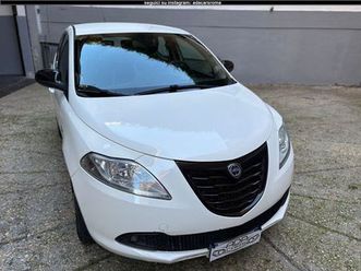 lancia ypsilon gpl - unico proprietario