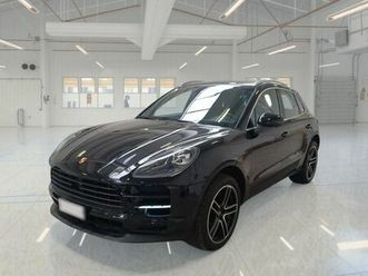 porsche macan 2.0 auto suv