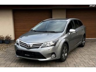 toyota avensis touring sports 1.8 active trend+...
