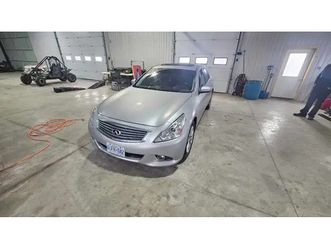2010 infiniti g37x