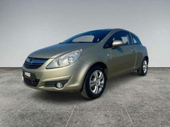 ② opel corsa corsa *auto *clim *radio *3 portes *volant multi — opel — 2ememain