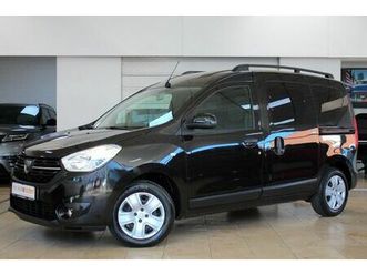 1.6 sce 100 *shz*pdc*navi*dab*kamera*