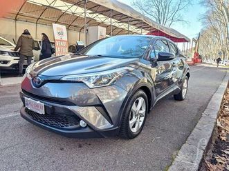 toyota c-hr 1.8 hybrid navi tagliandata