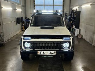 vaz 21213, cena 3 500 €. bendzīns, gāze . jaunas riepas var braukt orģinālās lampas patlaban - sludinājumi