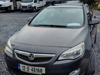 vauxhall astra 2012