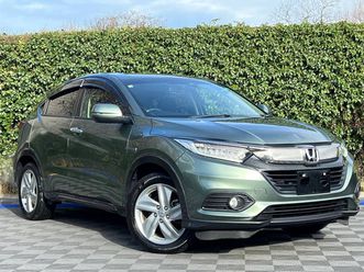 1.5 hybrid // very low mileage // half leather heated seats // 17