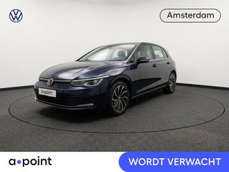 volkswagen golf 1.0 etsi life active 110pk dsg | navigatie | keyless entry | led plus | 17