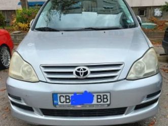 toyota avensis verso - d4d 2, 0