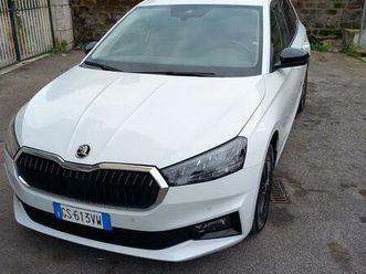 skoda fabia young edition 1.0 mpi 80 cv