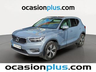 volvo xc40 t3 momentum (163 cv)