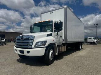 new2026 hino 26ft box truck hi cube cumins 260hp a/t air 300,000wrnty
