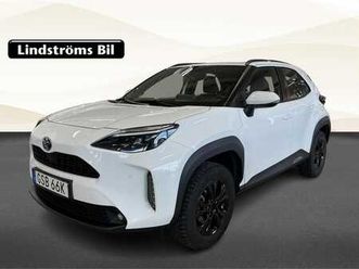 yaris cross 1,5 hybrid active plus v hjul