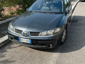 renault laguna (leggere bene)