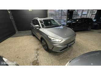 mg zs ev 72.6 kwh luxury