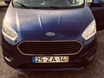 ford tourneo courier 1.0 ecoboost titanium