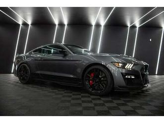 mustang shelby v8 5.2 gt500