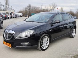 lancia delta 1.6mjt* led* кожа* klimatronik*