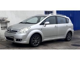 toyota corolla verso 7lugares novembro/04