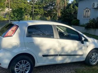 fiat punto attractive italia 1.4 f.flex 8v 5p 2012