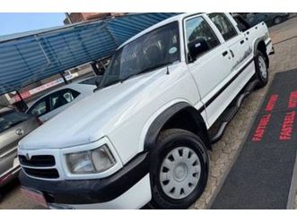 2000 mazda b-series b2200 lwb double-cab