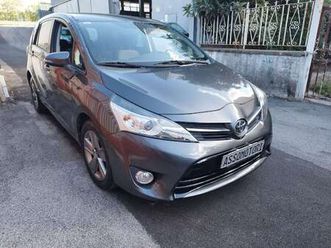 verso 1.6 d-4d active 7 posti