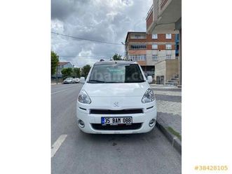 sahibinden peugeot partner 1.6 hdi zenith 2015 model adana 168.000 km beyaz - 38428105 | arabam.com