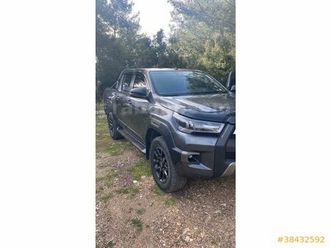 sahibinden toyota hilux 2.4 d-4d 4x4 invincible 2022 model muğla 79.500 km gri - 38432592 | arabam.com