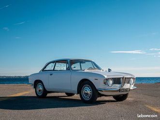 alfa romeo giulia sprint gt 1600 scalino