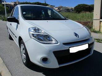 clio iii 1.5 dci 75cv 1re main direction assistee clim revisee distri changee gtie 1an