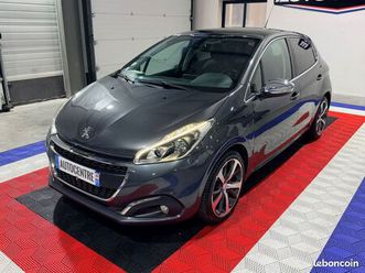 peugeot 208 1.6 blue-hdi 100 ch feline / toit panoramique / cuir / gps / radar de recul / clim auto / garantie