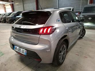 peugeot 208 e-208 136ch allure