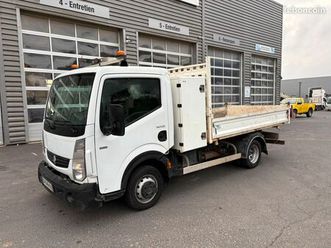 renault maxity 136cv tri-benne charge utile 1100kg full entretien avec factures