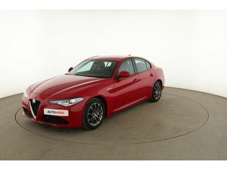 alfa romeo giulia 2.2 executive at8
