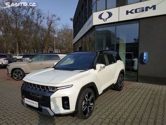 kgm torres 1.5 premium,hev,skladem